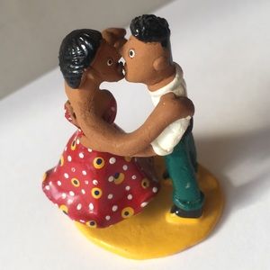 🦚2/$20🦚 Cute mini dancing couple from Brazil Red dress